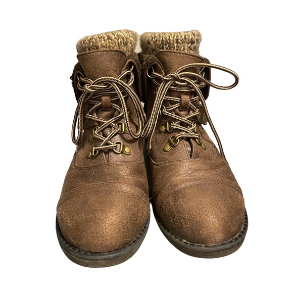 Cliffs by White Mountain Booties -size 8.5 - Picture 3 of 7